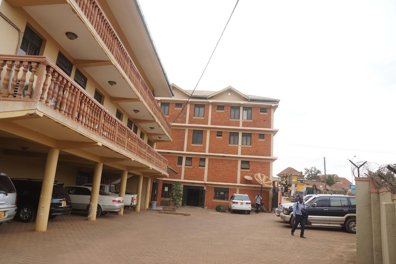 Florida Hotel Zaana Kampala Exterior photo